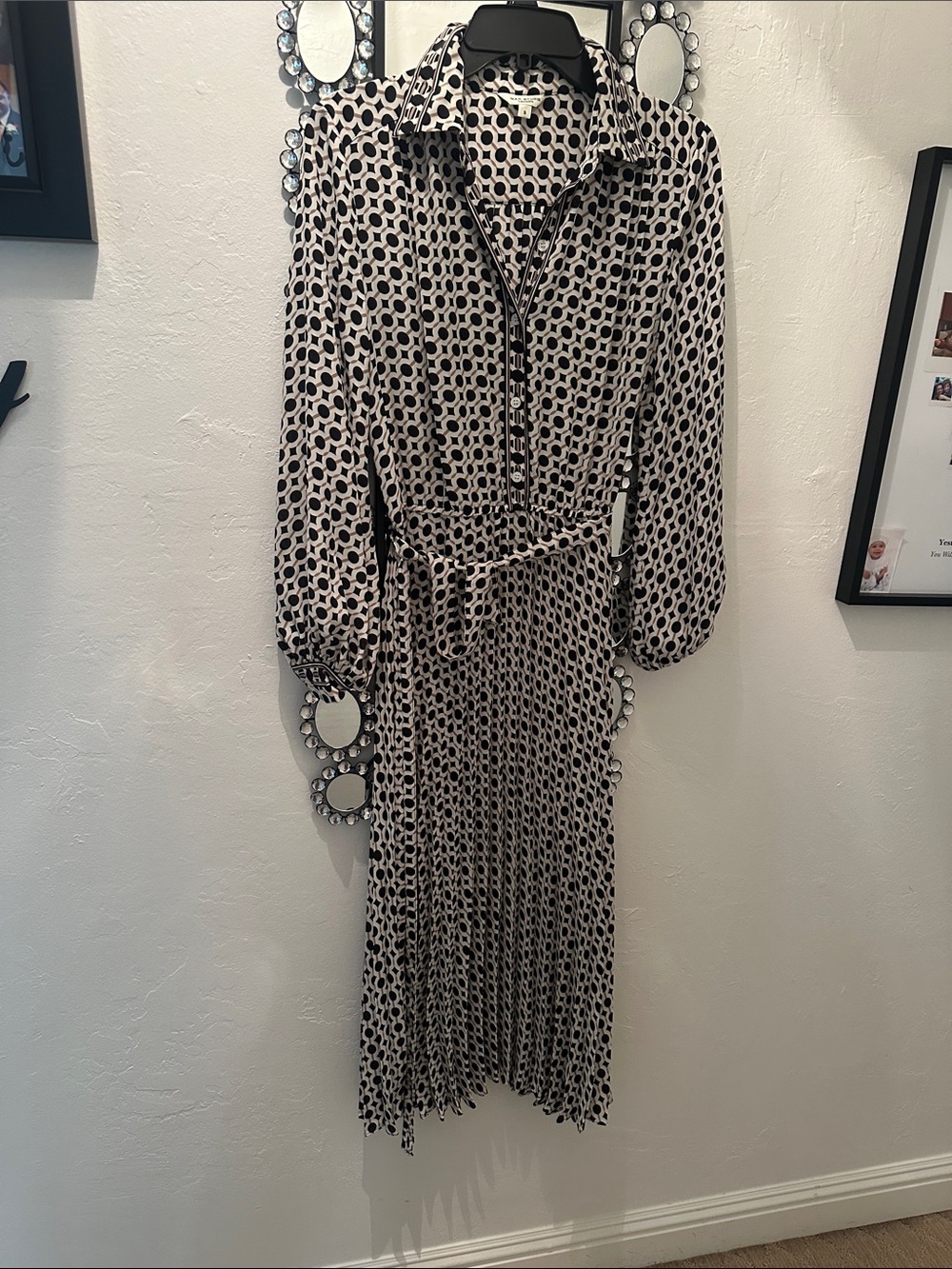 Max Studio Long Sleeve Shirt Dress with Pleats- Black and White